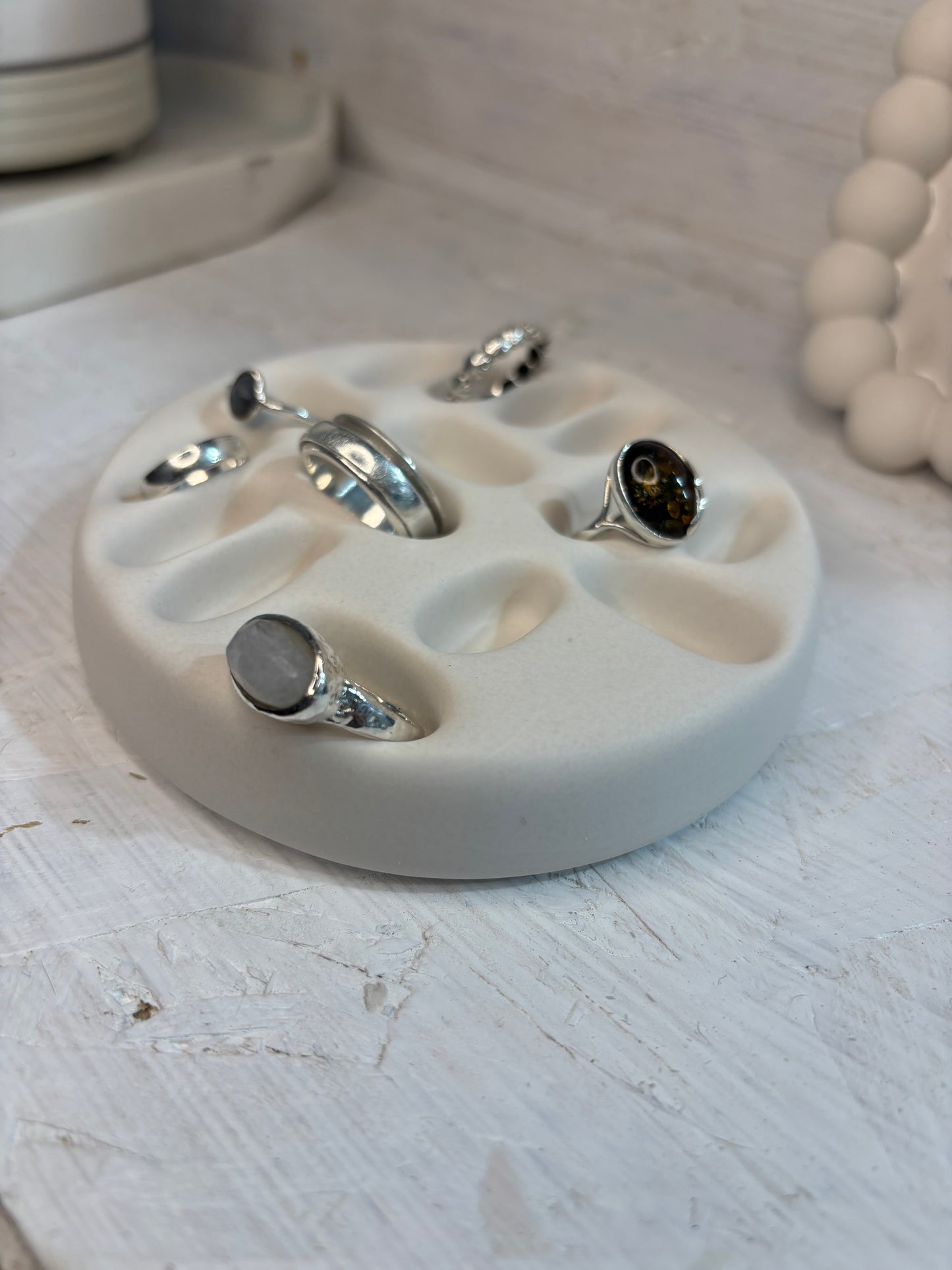 Nude Jesmonite Ring Holder