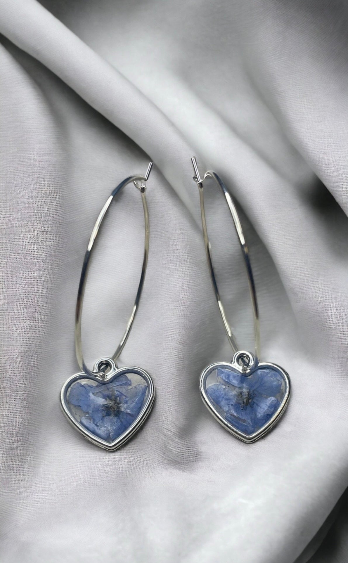 Preserved Forget Me Not Dried Flower Heart Hoop Earrings