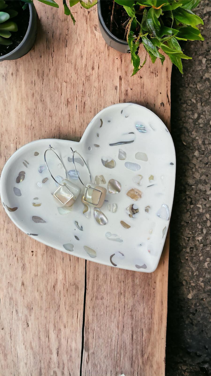 Natural Shell Heart Jesmonite Jewellery Dish