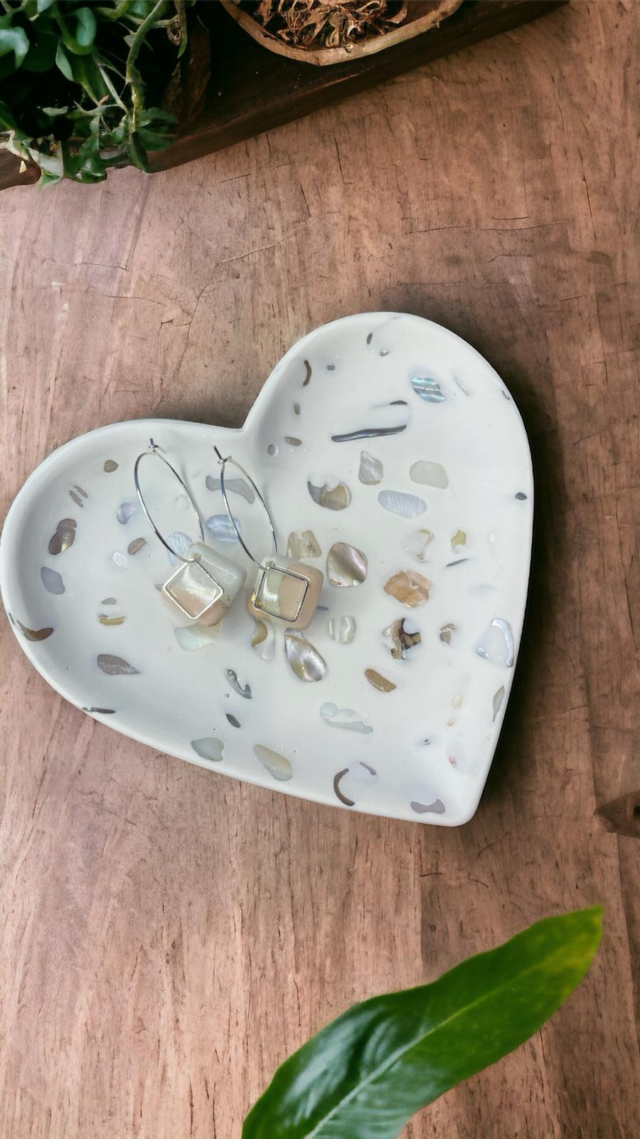 Natural Shell Heart Jesmonite Jewellery Dish