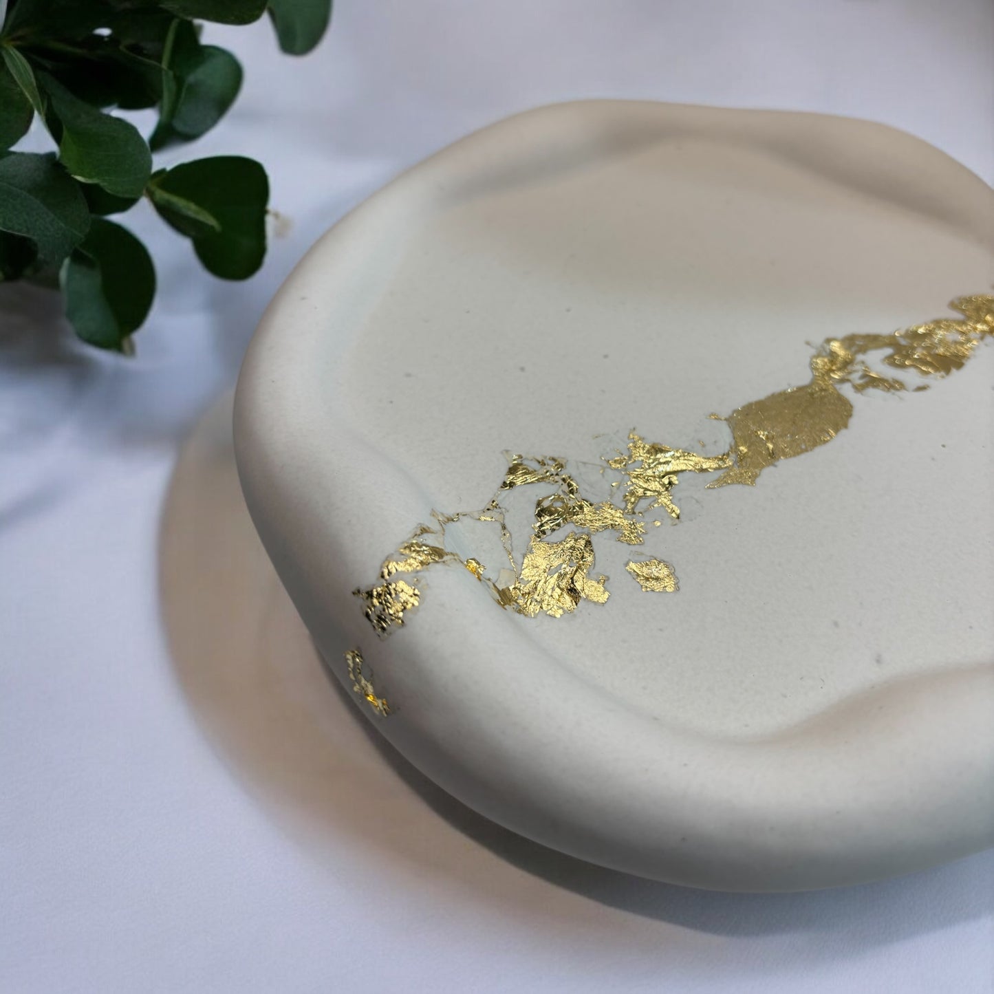 White and Gold Jesmonite Dish