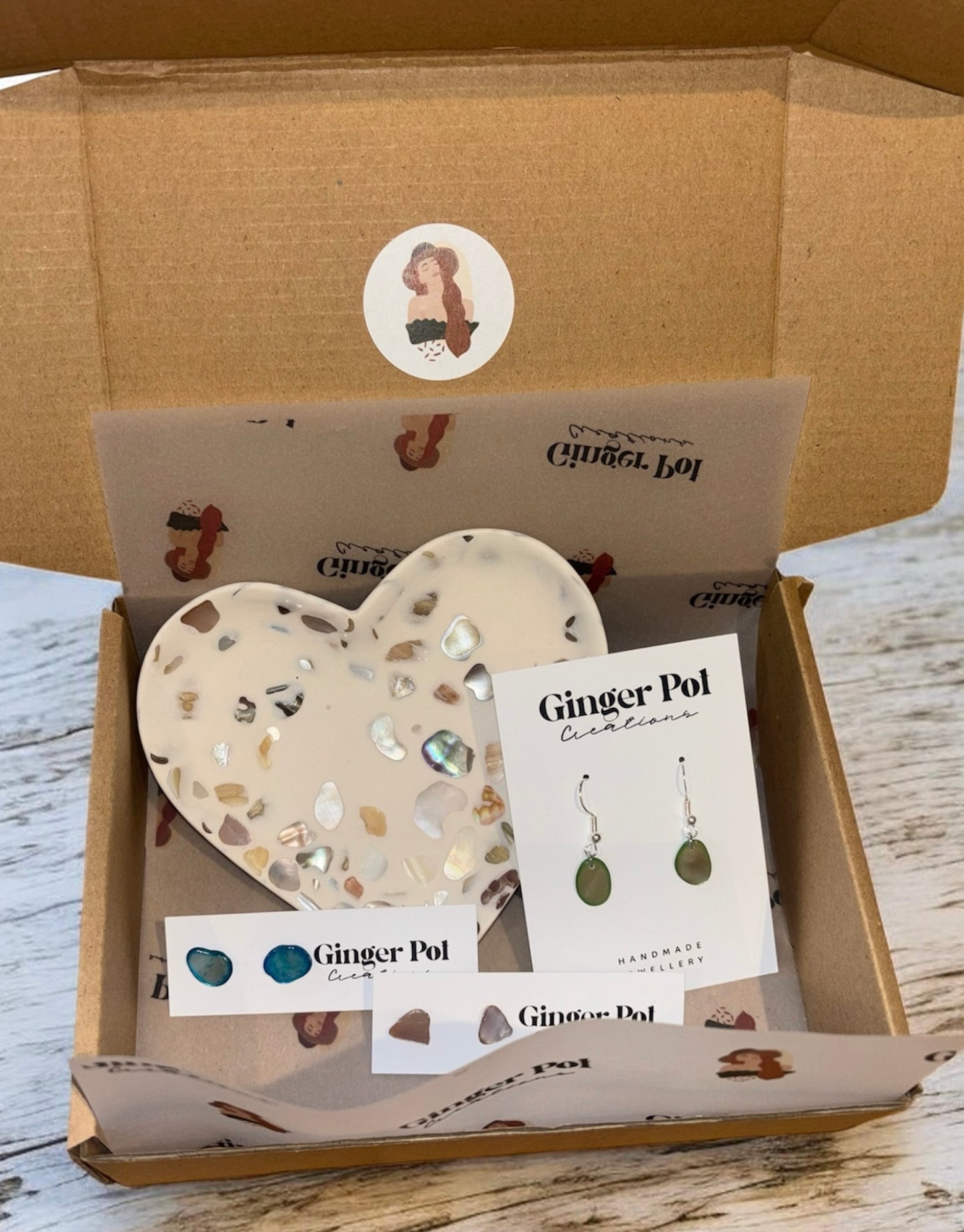 Natural Shell Gift Set